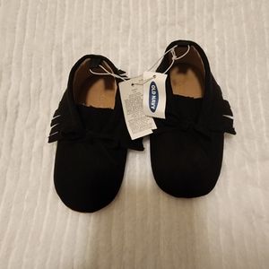 Old Navy Black Moccasins 18-24 mos